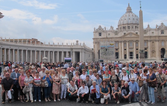 Des bretons aimant rencontrer leurs amis colombaniens - Rome 2014